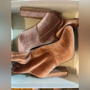 Pink blush velvet Steve Madden boots